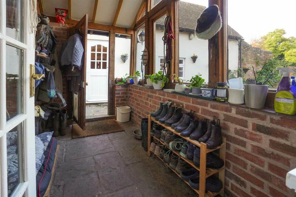 Additional image 16 of Henley Street, Alcester