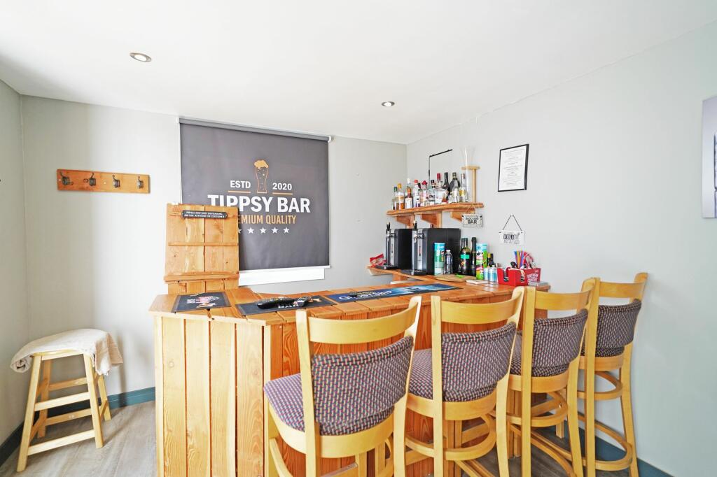 Additional image 28 of Warwick Road, Knowle, B93