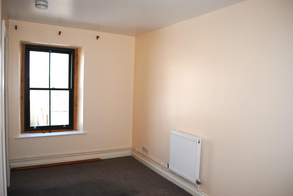 Additional image 4 of ***VERY WELL PRESENTED 1 BEDROOM GROUND FLOOR FLAT***