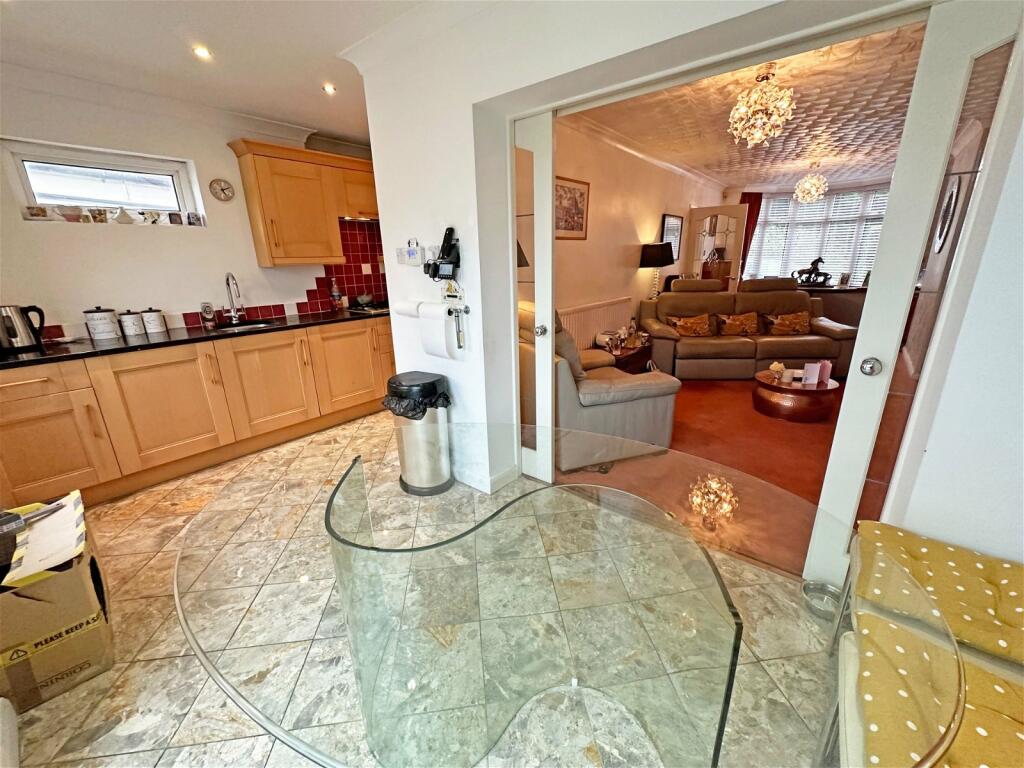 Additional image 4 of Middle Lane, Nr Wythall, Birmingham, B38 0DY