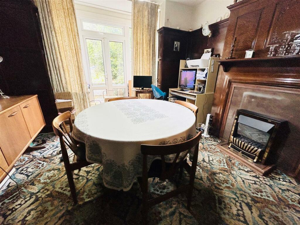 Additional image 8 of Hawthorn Croft, Oldbury