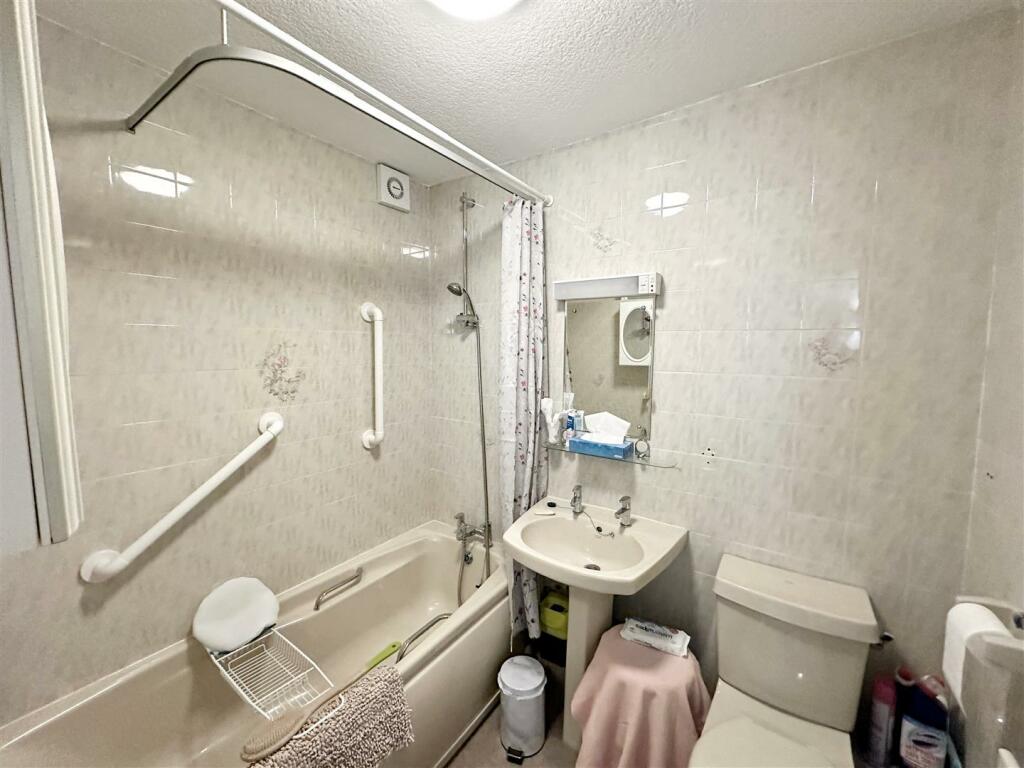 Additional image 8 of Vesey Close, Four Oaks, Sutton Coldfield