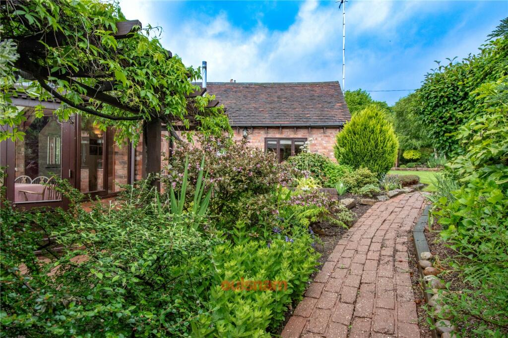 Additional image 24 of Woodpecker Cottage,, Lakeside Court, Worcester Road, Upton Warren, Bromsgrove, B61