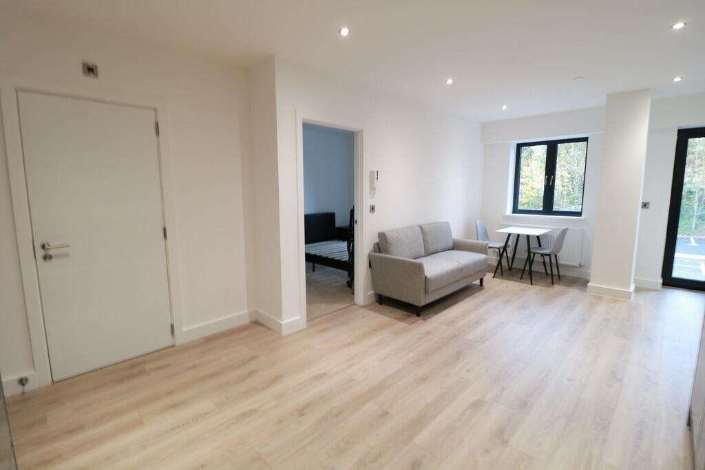 Additional image 10 of Broadoaks, Streetsbrook Road