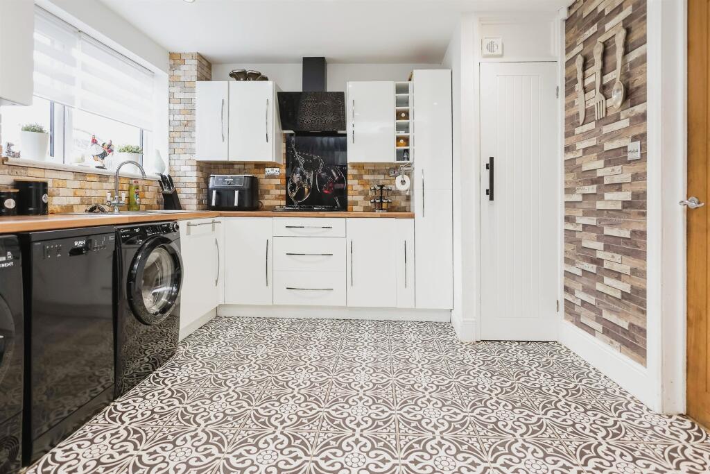 Additional image 7 of Ryeclose Croft, Birmingham