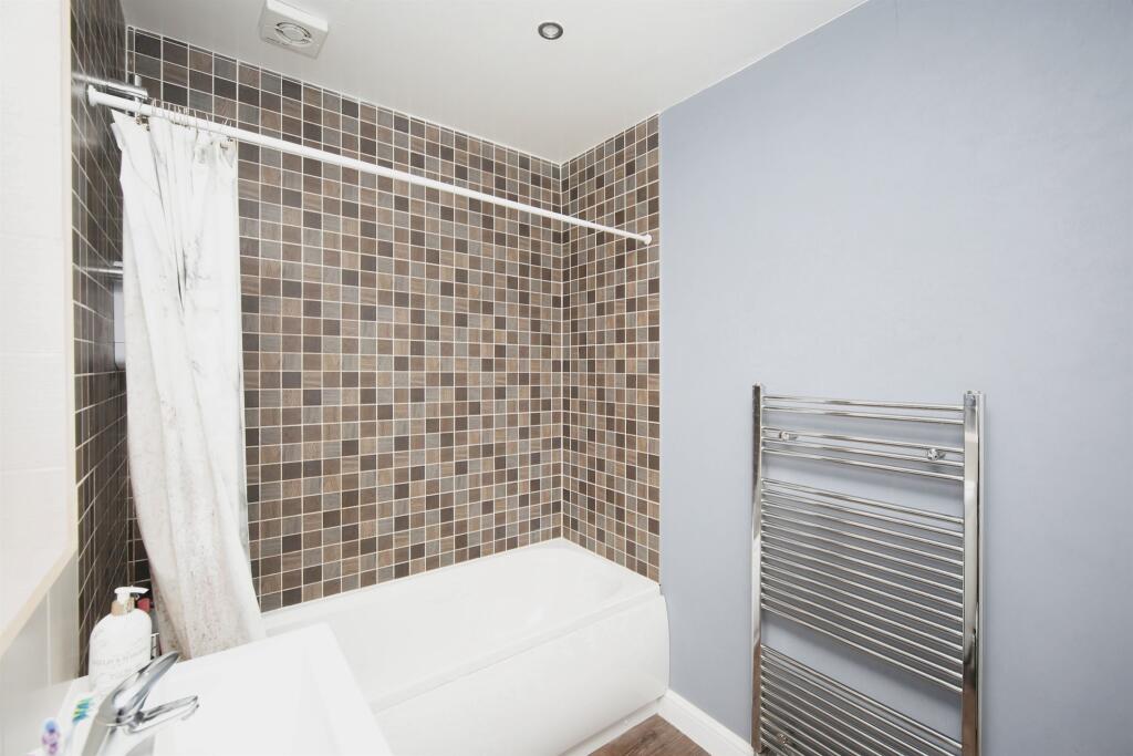 Additional image 13 of Hewell Road, Redditch