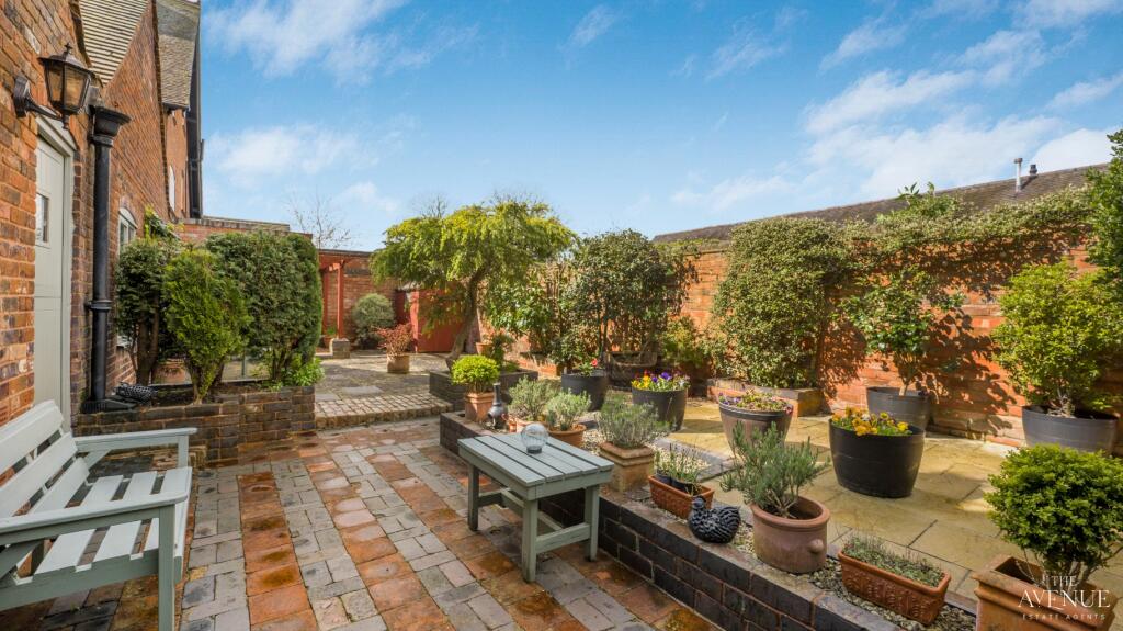 Additional image 31 of Five Bedroom Barn Conversion at Great Bangley Byre, Hints, Staffordshire, B78 3EA