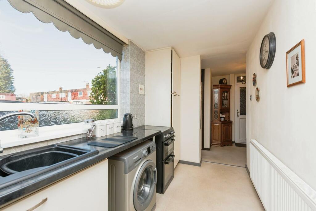 Additional image 3 of Redhill Close, Tamworth