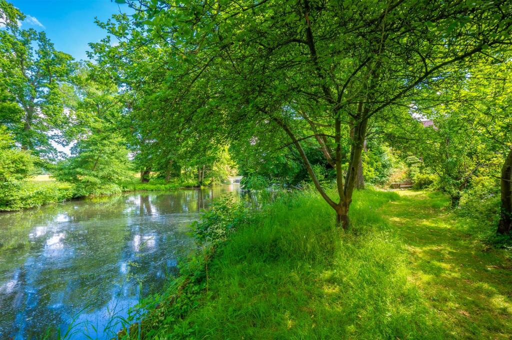 Additional image 29 of Stratford Road, Wootton Wawen