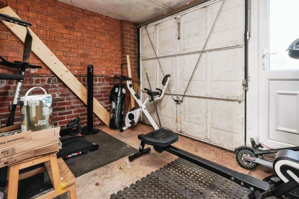 Additional image 15 of Compton Close, Redditch