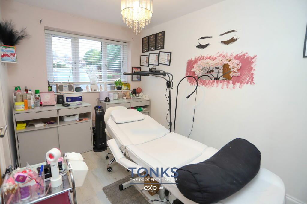 Additional image 10 of Sandringham Drive, Rowley Regis, B65 9RJ