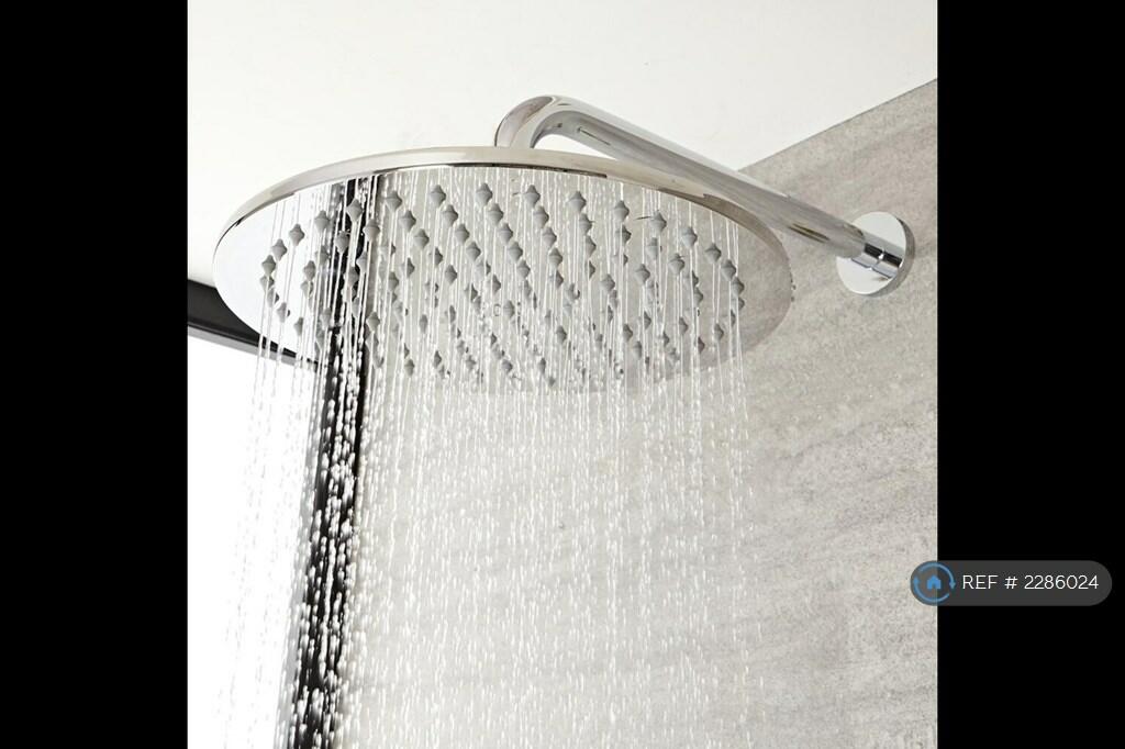 Additional image 10 of George House, Henley In Arden, B95