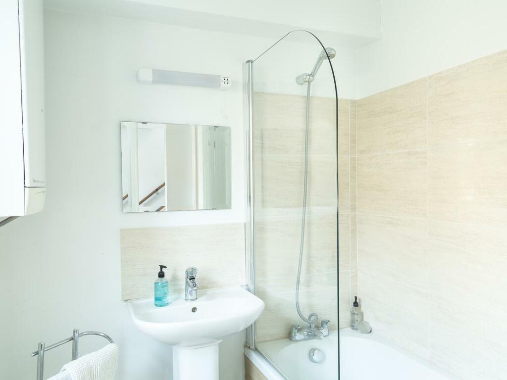 Additional image 10 of Bath Breaks, 16 James Street West, Bath, BA1 2BT