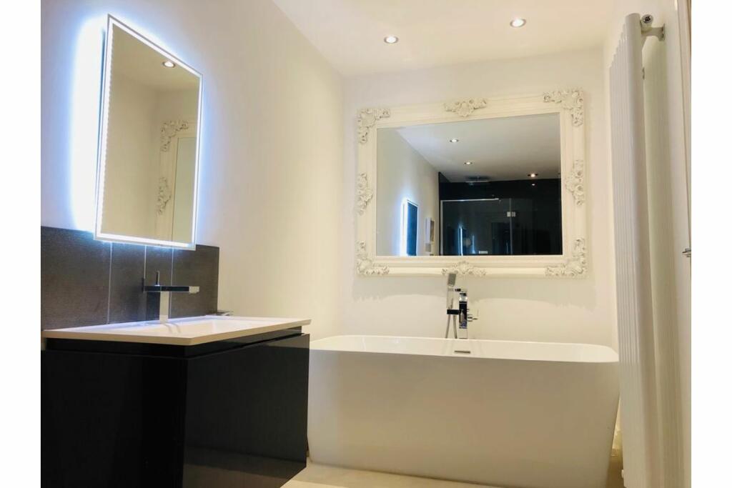 Additional image 18 of Widney Manor Road, Solihull, B91