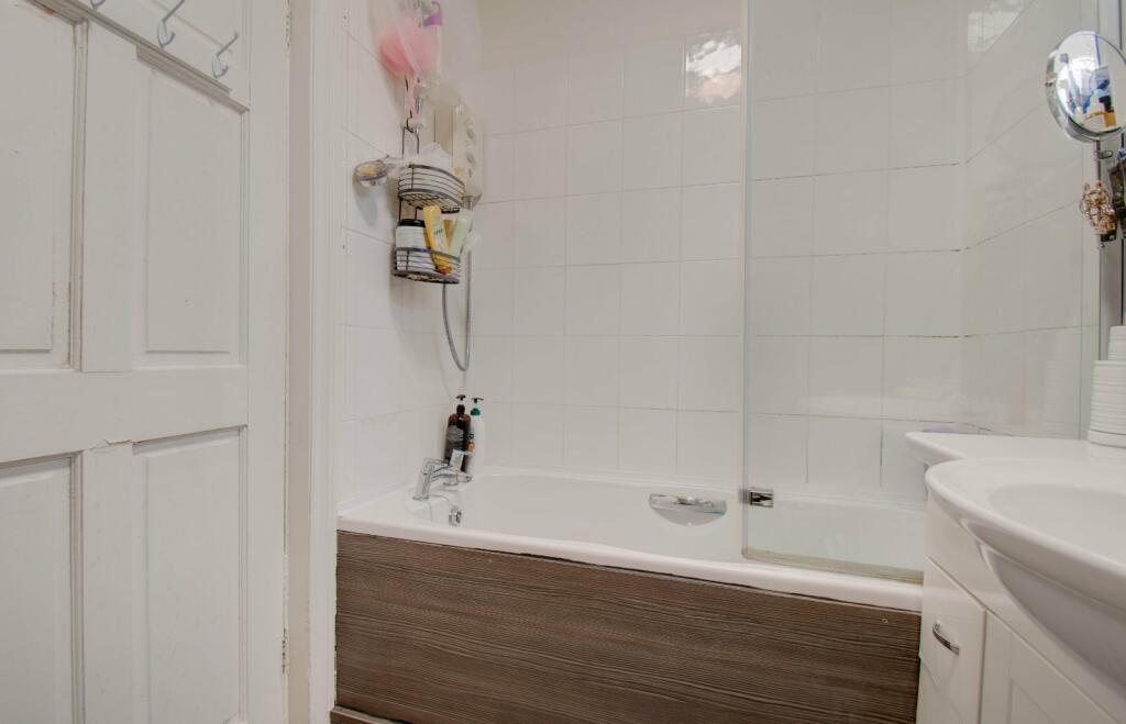 Additional image 10 of Watt Close, Bromsgrove, Worcestershire, B61