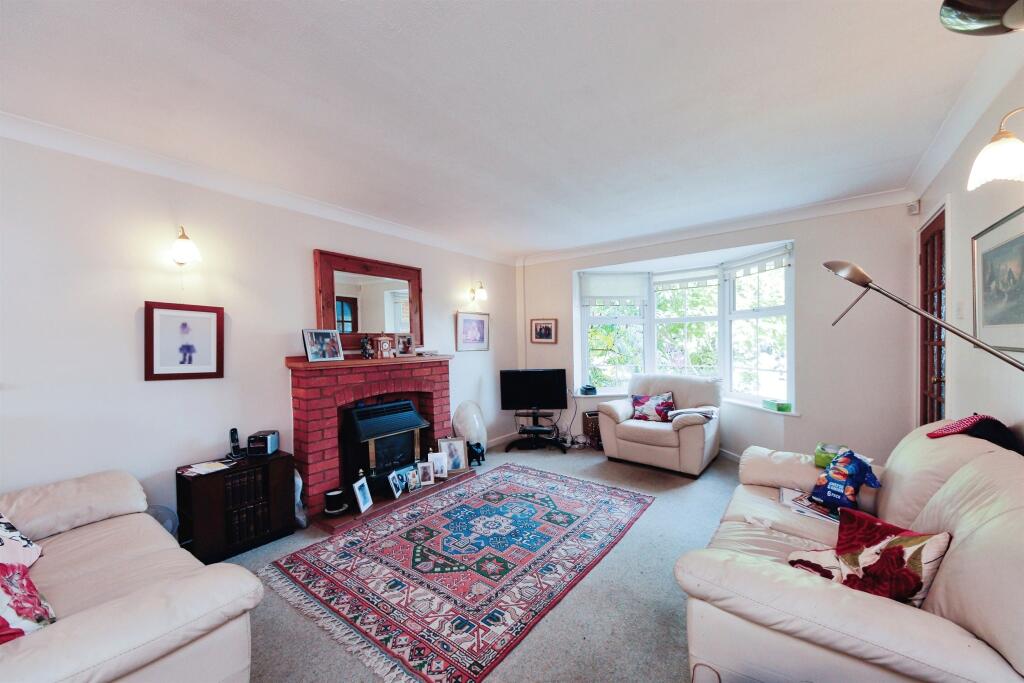 Additional image 18 of Starbold Crescent, Knowle, Solihull