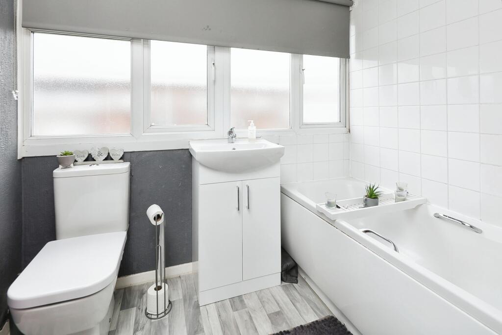 Additional image 4 of Montrose Drive, Birmingham, West Midlands, B35