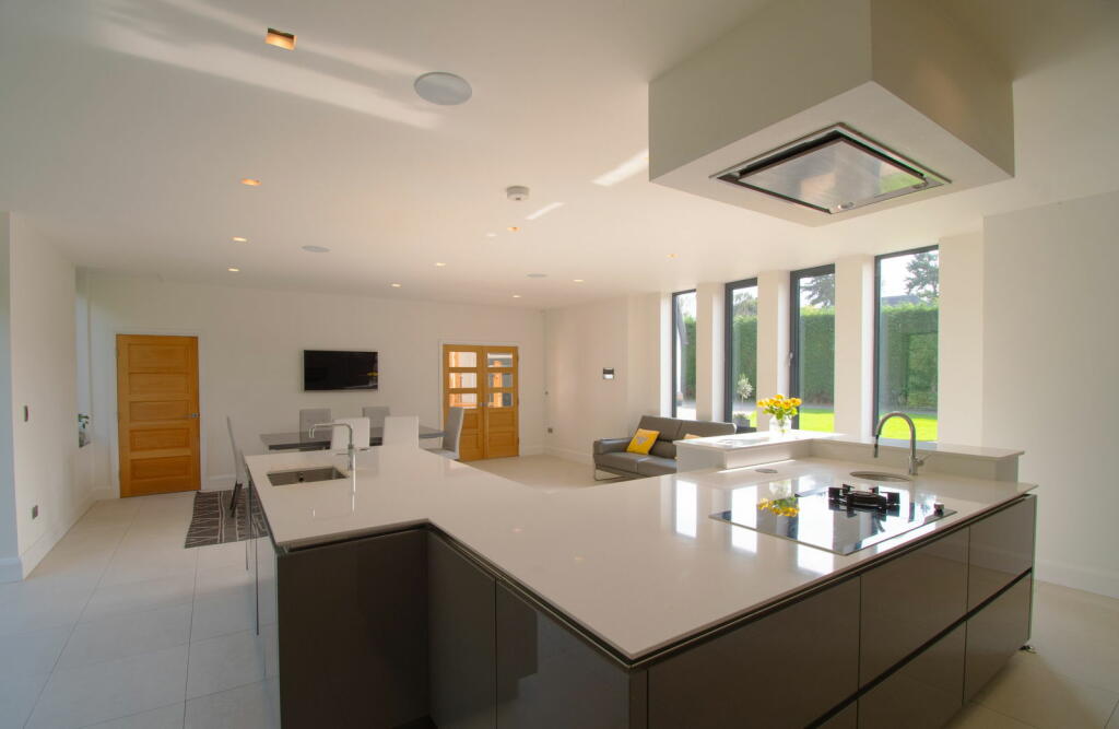 Additional image 7 of Roman Park, Roman Lane, Little Aston Park