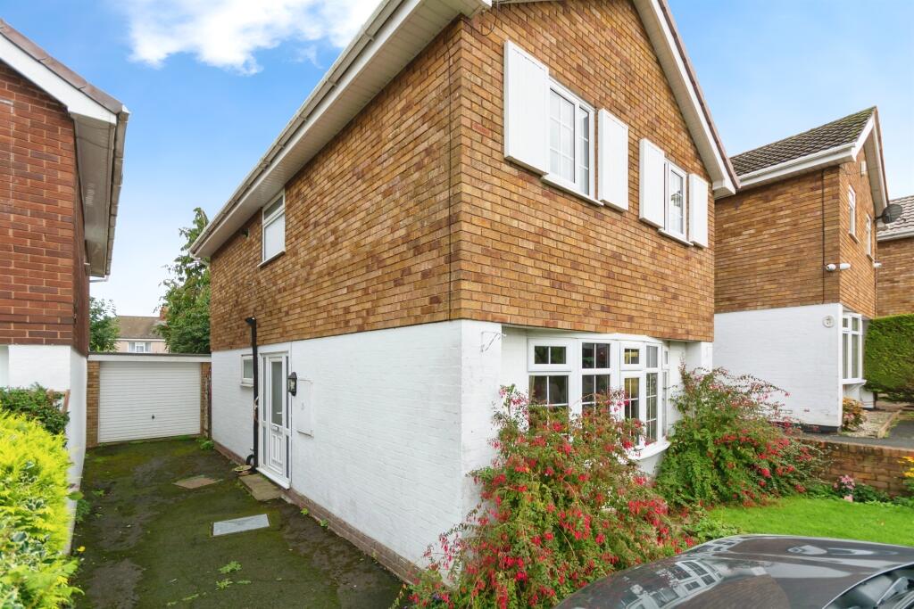 Additional image 15 of Suffolk Close, Oldbury