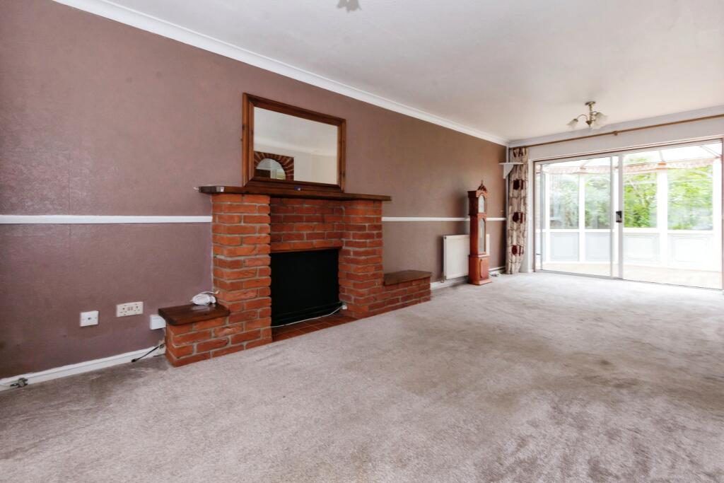 Additional image 4 of Fairlie Crescent, Birmingham, West Midlands, B38