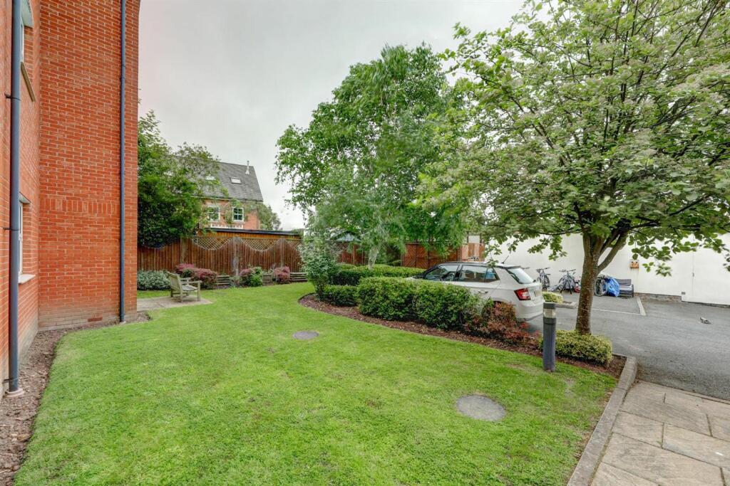 Additional image 7 of Poplar Road, Dorridge, B93