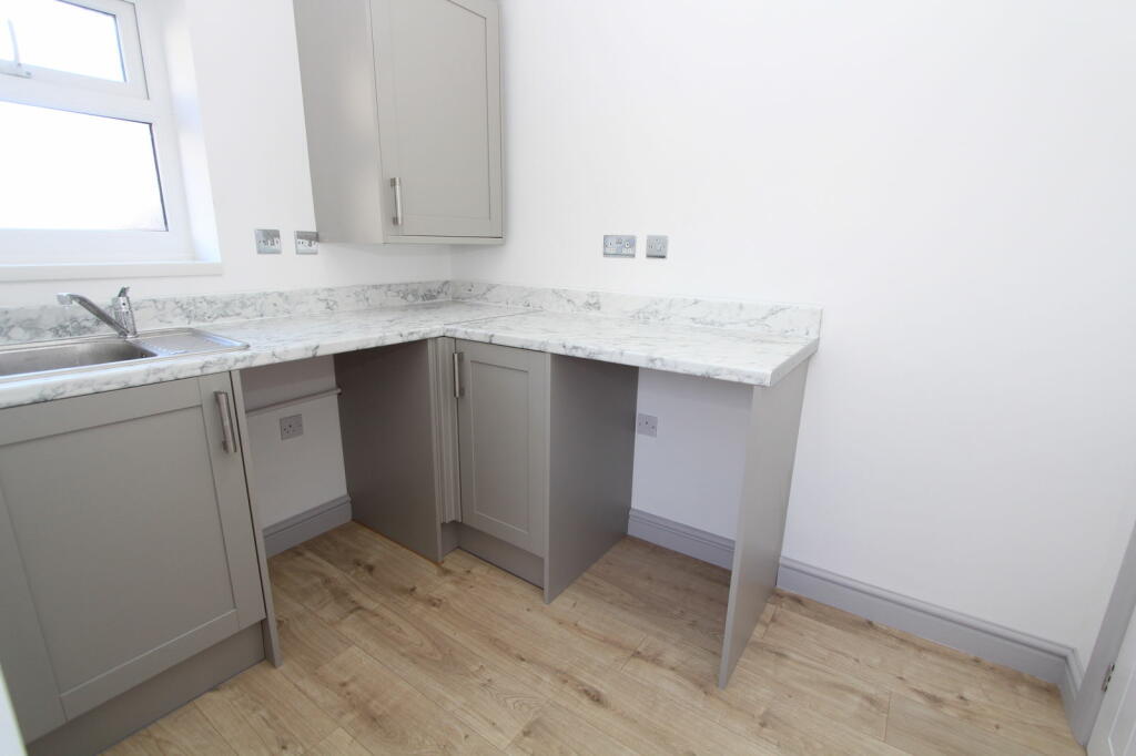 Additional image 12 of Regent Drive, TIVIDALE, Oldbury.