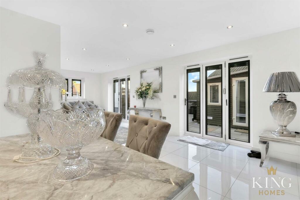 Additional image 5 of Archer Close, Studley