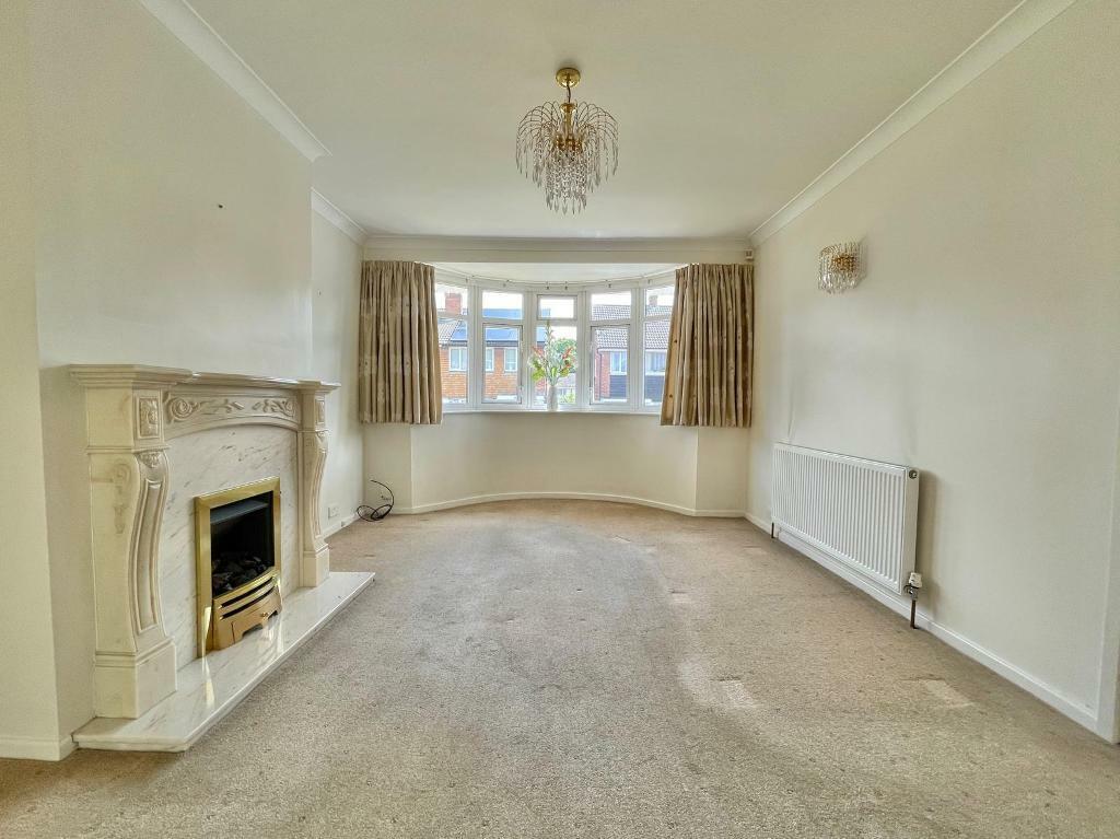 Additional image 4 of Rayford Drive, West Bromwich, B71 3QW