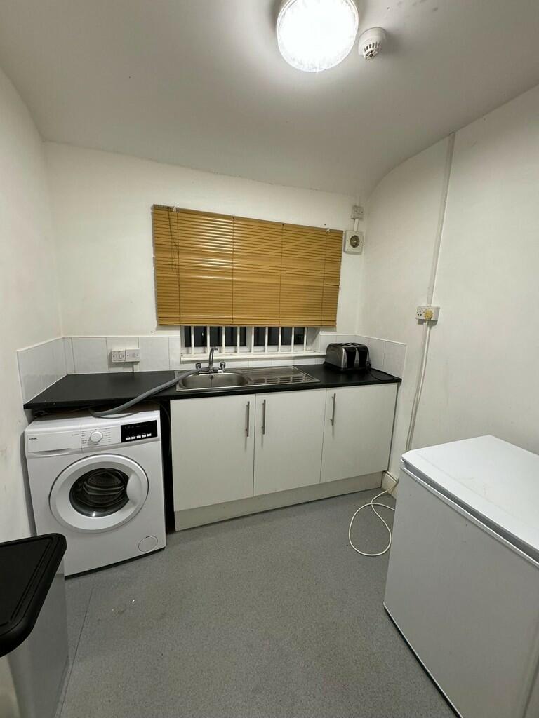 Additional image 10 of Stratford Road, Shirley