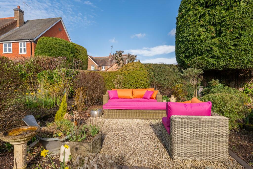 Additional image 43 of High Street, Henley-in-Arden, Warwickshire, B95