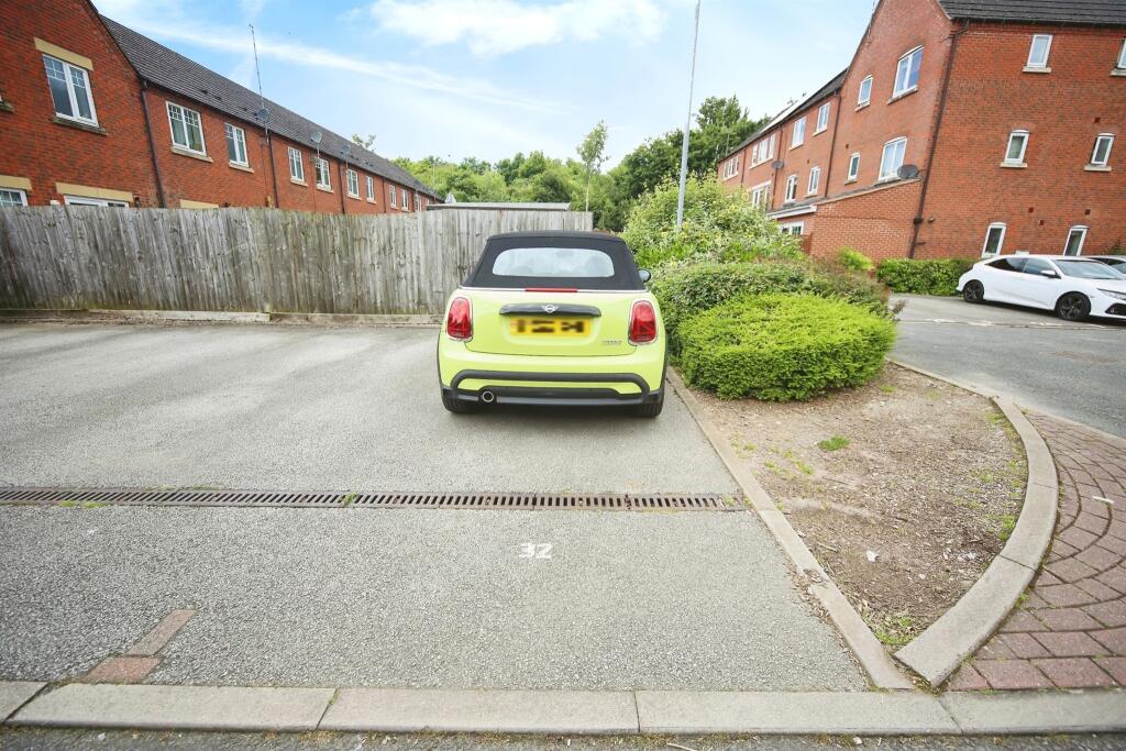 Additional image 16 of Hedgerow Close, Redditch