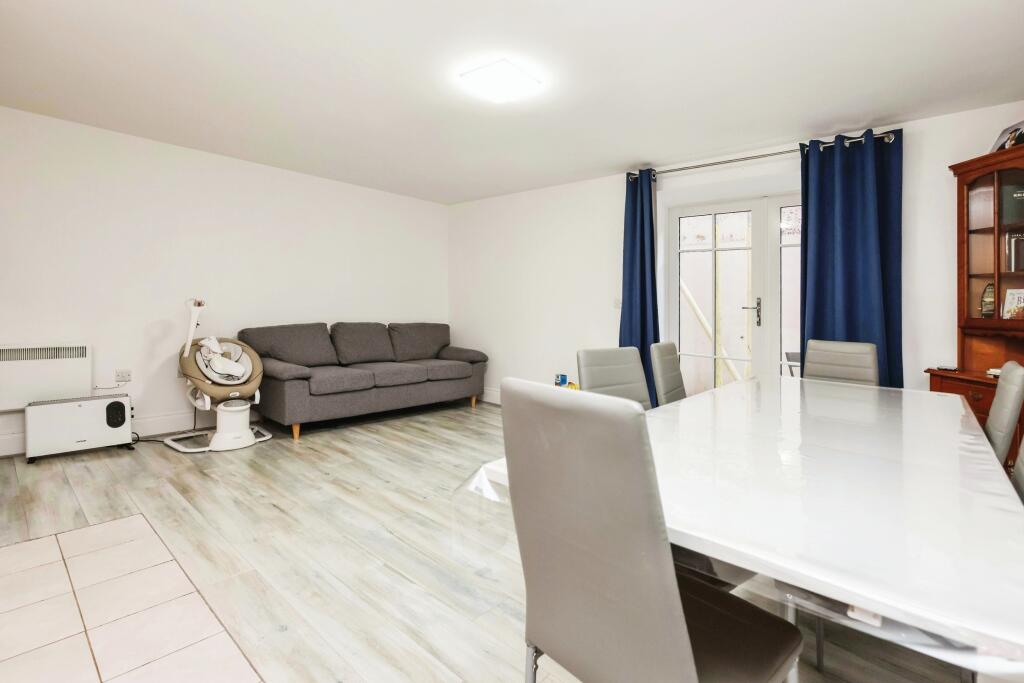 Additional image 4 of Crocketts Lane, SMETHWICK, West Midlands, B66