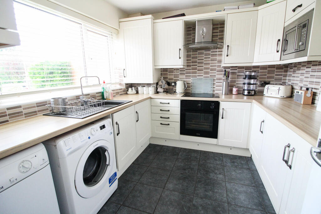 Additional image 15 of Willow Close, Bromsgrove, B61