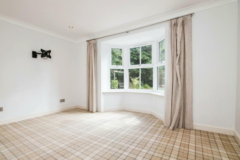 Additional image 8 of Whitefields Gate, Solihull, West Midlands