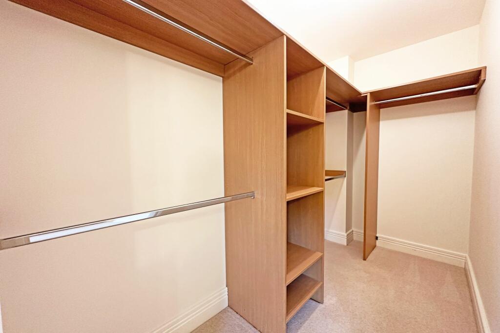 Additional image 7 of High Street, Knowle, B93