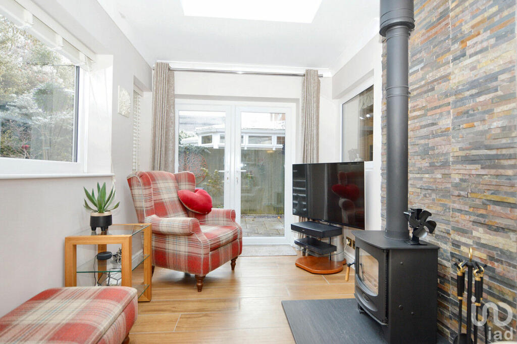 Additional image 14 of Bishops Walk, Cradley Heath, B64