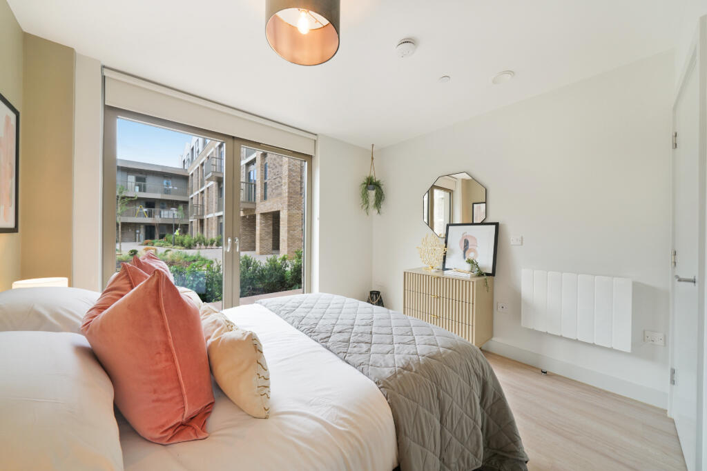 Additional image 8 of Guild Point