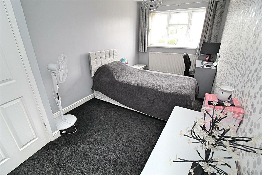 Additional image 8 of Park Hall Crescent, Castle Bromwich