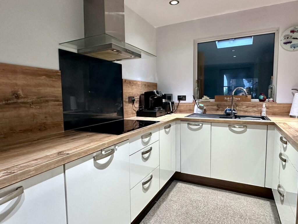 Additional image 8 of Mayfair Drive, Fazeley, B78