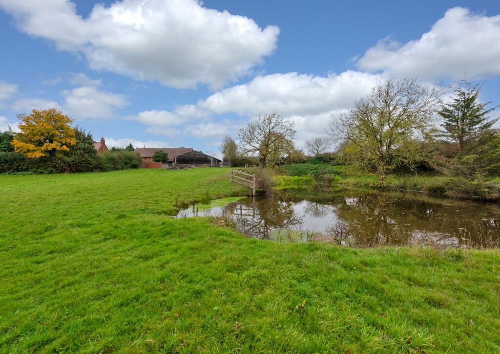 Additional image 12 of Astwood Bank, Redditch, Worcestershire