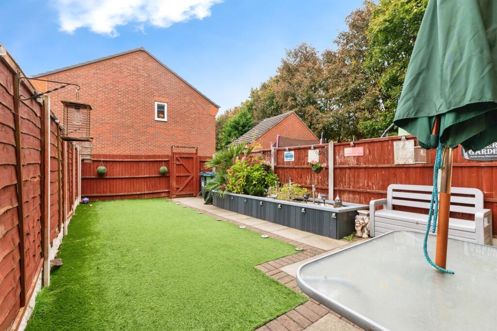 Additional image 13 of Pel Crescent, Oldbury