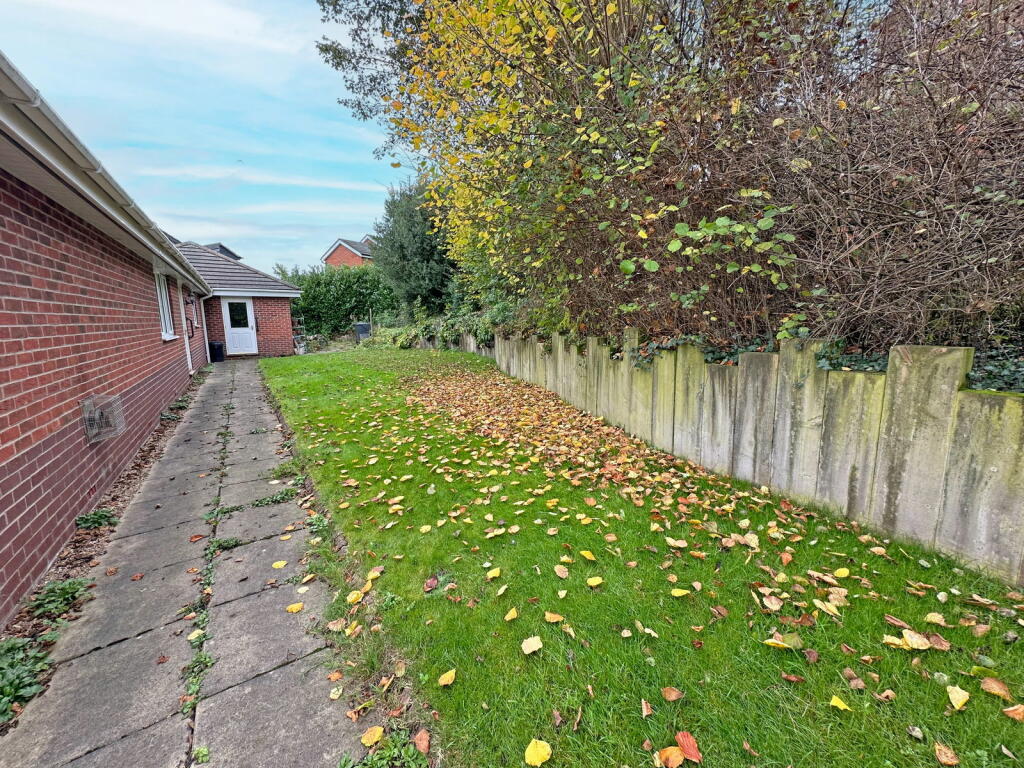 Additional image 15 of Rowbrook Close, Majors Green, Shirley, Solihull, B90 1EJ