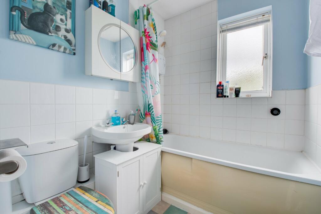 Additional image 7 of Mayfield Close, Catshill, Bromsgrove, Worcestershire, B61