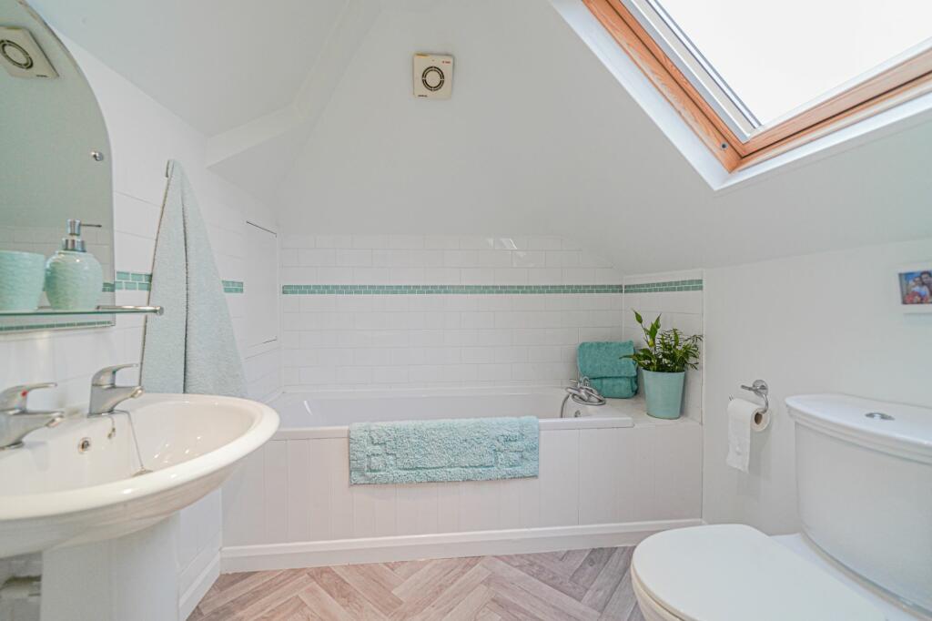 Additional image 28 of Brueton Avenue, Solihull, B91