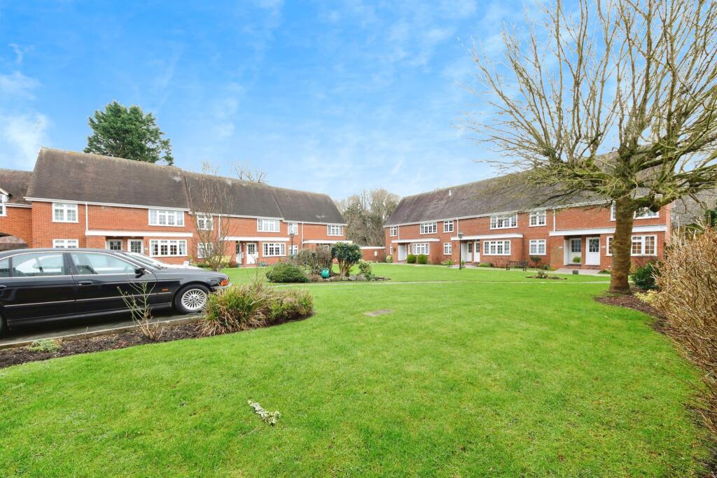 Additional image 18 of High Street, Henley-In-Arden