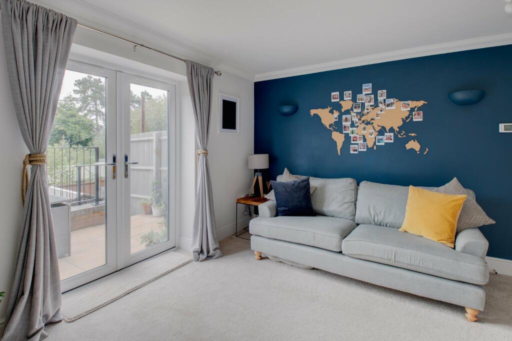 Additional image 4 of Meadow View Close, Bromsgrove, Worcestershire, B60