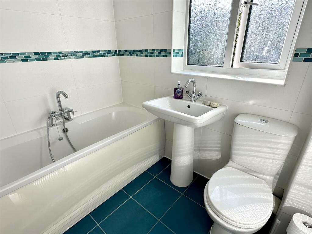 Additional image 20 of Foredrift Close, Southcrest, Redditch