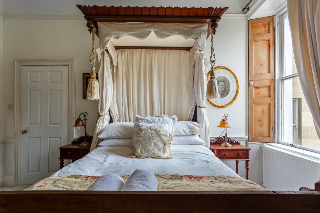 Additional image 5 of Beaufort East Bath BA1