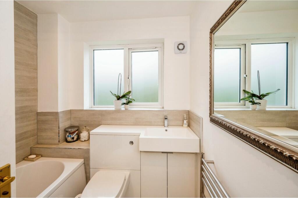 Additional image 15 of Abbeyfields Drive, Studley, B80
