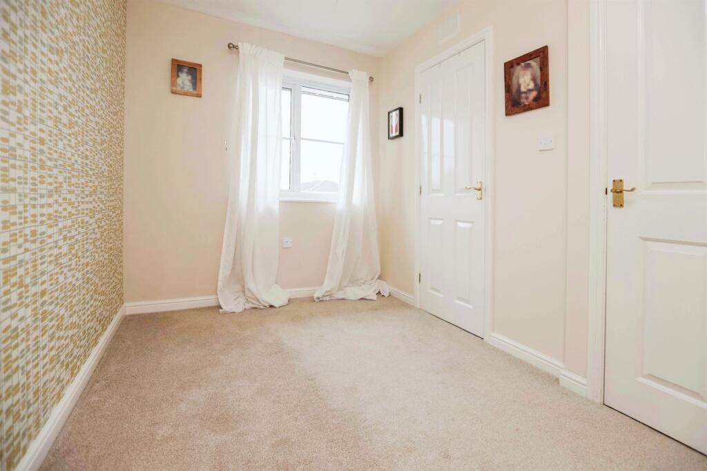 Additional image 5 of Cavalier Drive, Halesowen